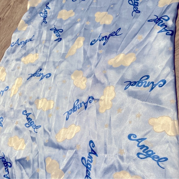 Womens Vintage Y2K Angel & Clouds Silky Sleep Dress Size Small - Picture 2 of 3